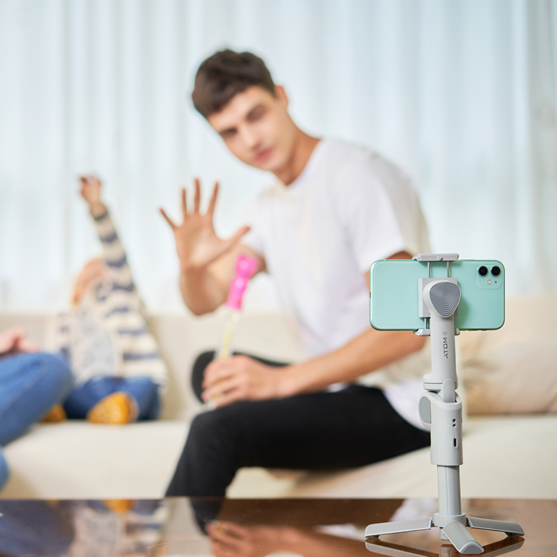 Snoppa ATOM2 3-Axis مثبت يدوي  - مراجعة Handheld Stabilizer Gimbal وسعره